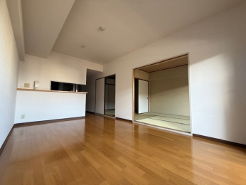 ���r���O�@-