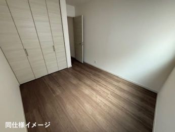 �m���@-