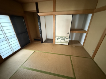 �a���@-