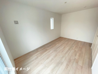 �m���@-
